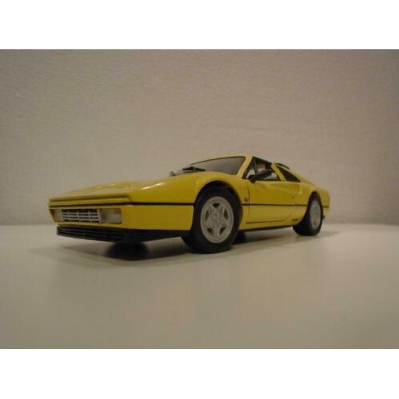 Ferrari 328 GTS 1:18 Anson