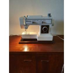 Sanwa lady 2000 naaimachine
