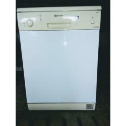 kookplaat,oven en vaatwasser