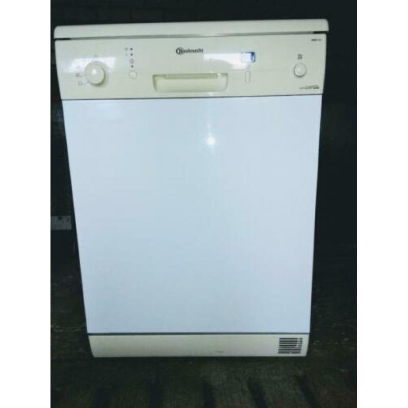 kookplaat,oven en vaatwasser