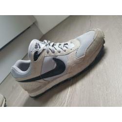 Nike sneakers grijs; maat 40