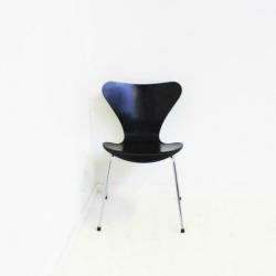 Frits Hansen Vlinderstoel 3107, Series 7, Design stoel Zwart
