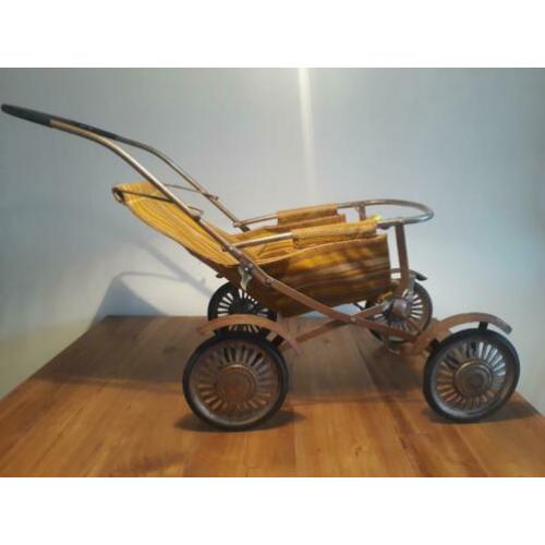 Poppenwagen vintage antiek