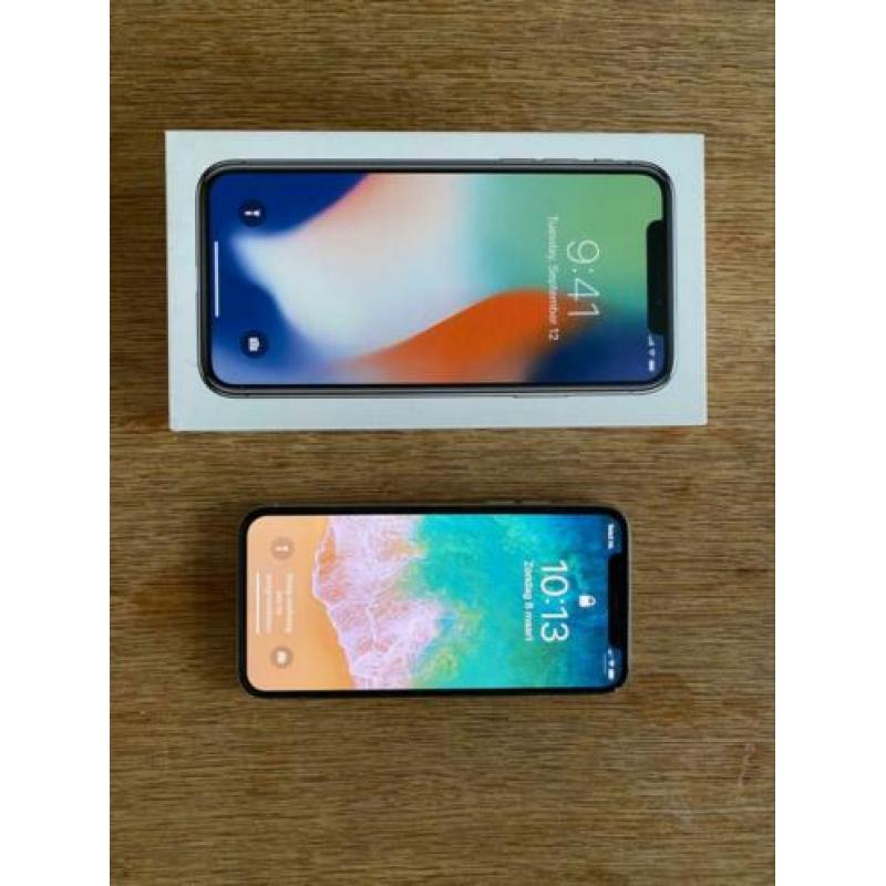 iPhone X 64