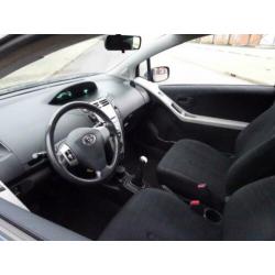 Toyota Yaris 1.3 VVTi Terra (bj 2007)
