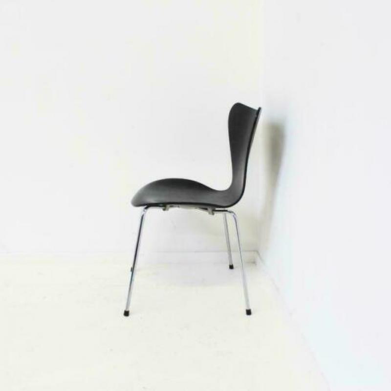 Frits Hansen Vlinderstoel 3107, Series 7, Design stoel Zwart