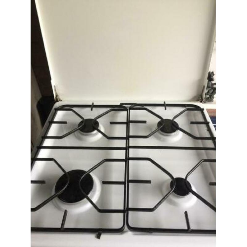 4 pits gasfornuis met oven