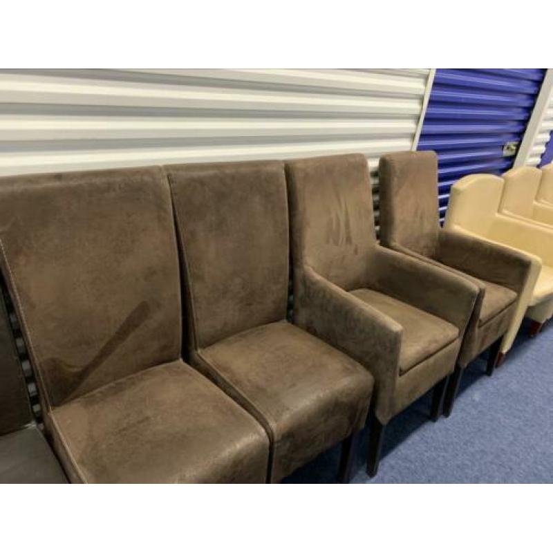 Eetkamerstoelen bruin stof set van 4 €50