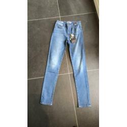 Levi’s 721 high Rise skinny. Maat 27/ 32