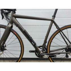 Cannondale CAADX 105 SE Disc Cyclocrosser. ZGAN! 54cm.