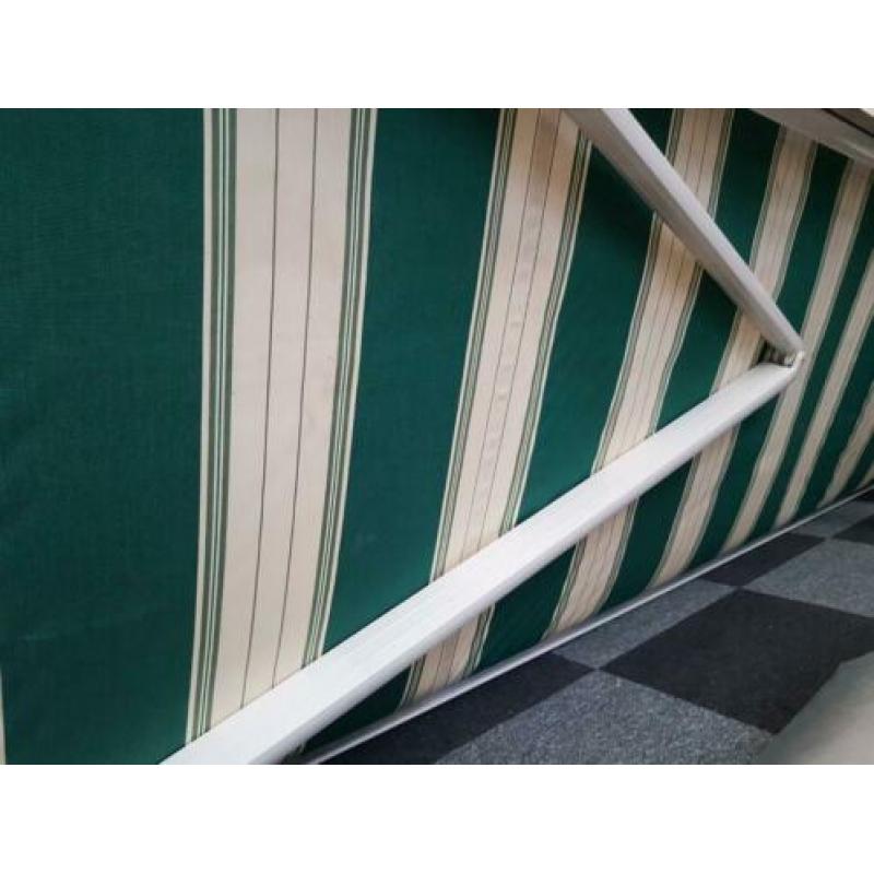 kinikarmscherm cassette 375 breed 260 uitval