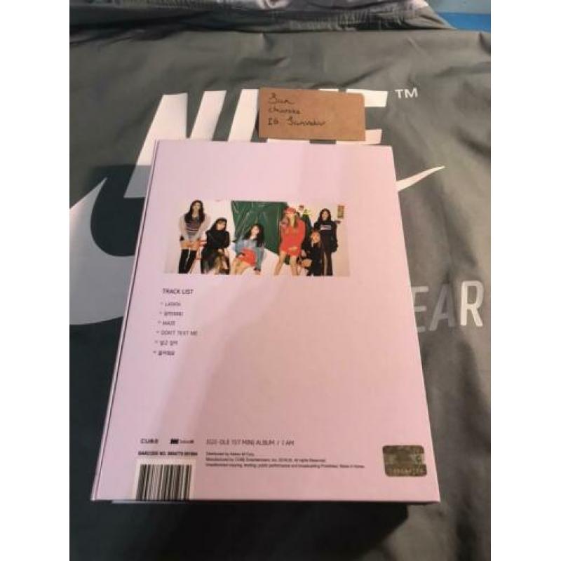 (G)i-dle I AM album + pc