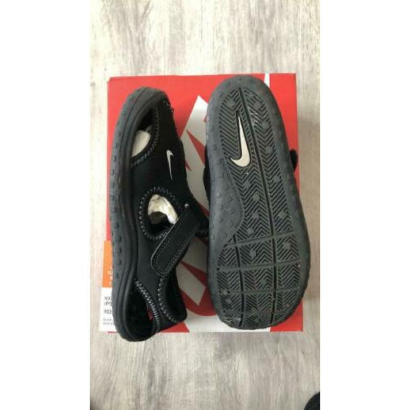 Nike, Maat 32