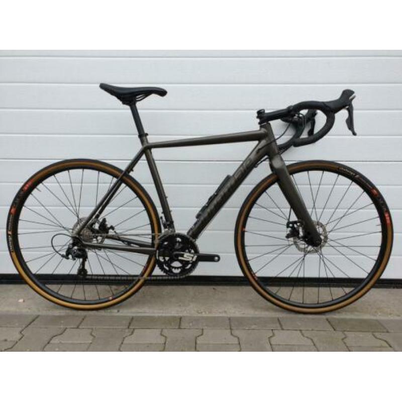 Cannondale CAADX 105 SE Disc Cyclocrosser. ZGAN! 54cm.