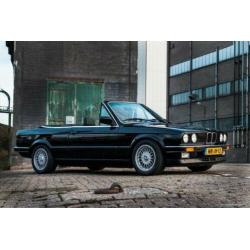 BMW e30 325 cabrio / 1986 Zwart / compleet gerestaureerd