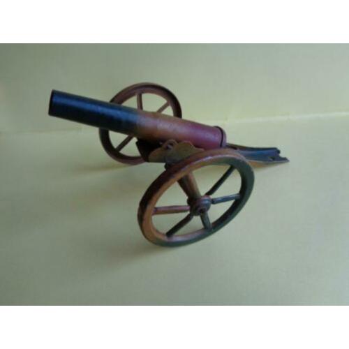 Miniatuur veldkanon, lengte 14,5 cm.
