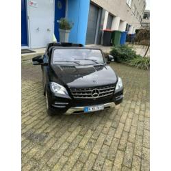 Electrische kinderauto Mercedes