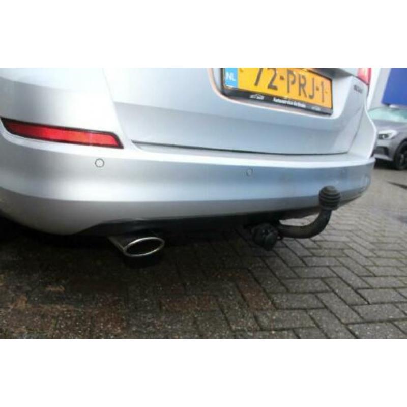 Opel Astra Sports Tourer 1.6 Turbo Cosmo 180 PK / LAGE KM /