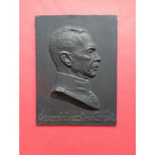 Twee plaquettes Generaloberst Von Seeckt , 14,5 x 10 cm.
