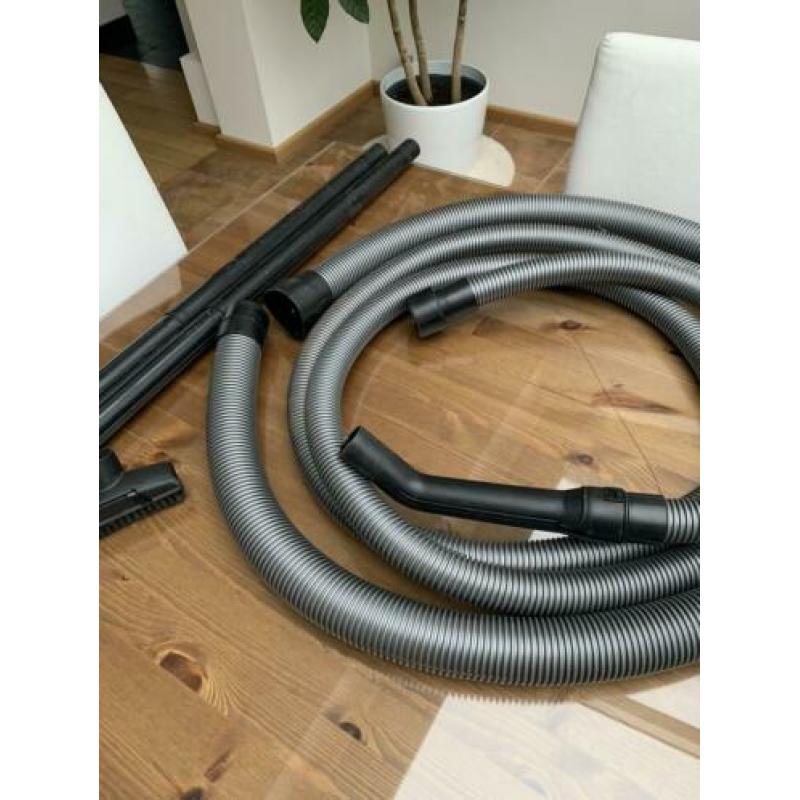 Professionele Pontec Pondo Matic vijverstofzuiger