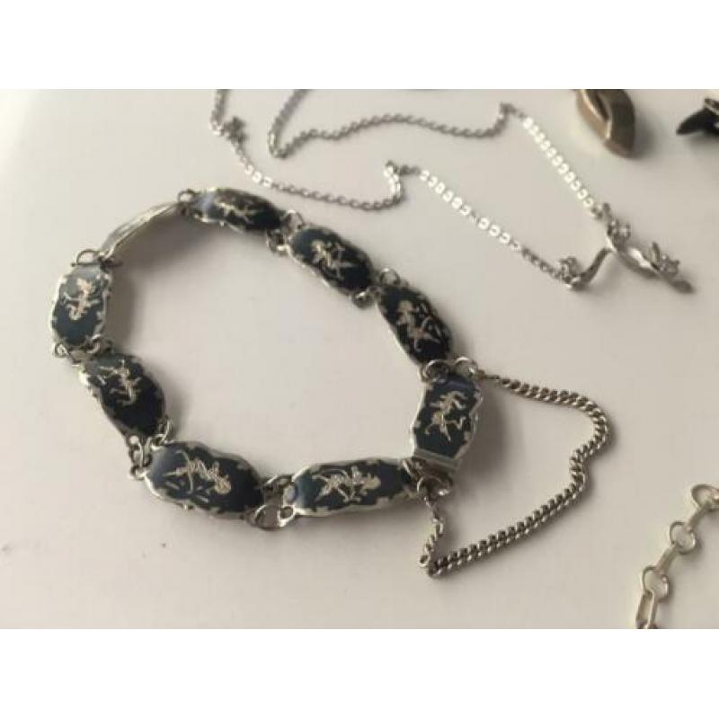 Lotje zilver sieraden 130 gram. Bieden vanaf 45