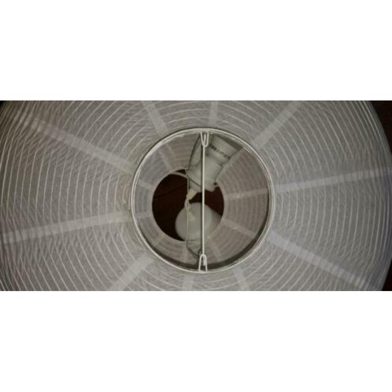 Witte ronde lamp