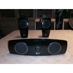 Mooie goed spelende LG spaekerset Model SH43DA-C