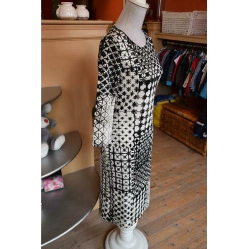 Stretchjurk Cadadia maat 38