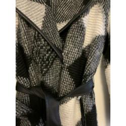 Dik gaaf vest met riem leder leer look maat 38/40 nieuw