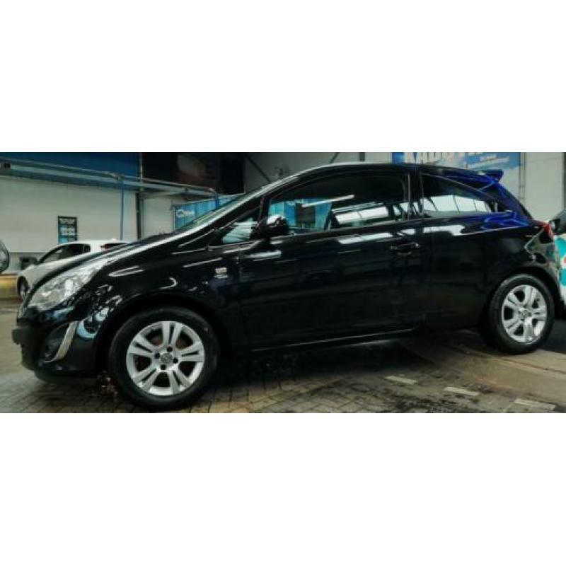 Opel Corsa 1.2 Ecoflex 2011 Zwart in nieuwstaat NAP Android