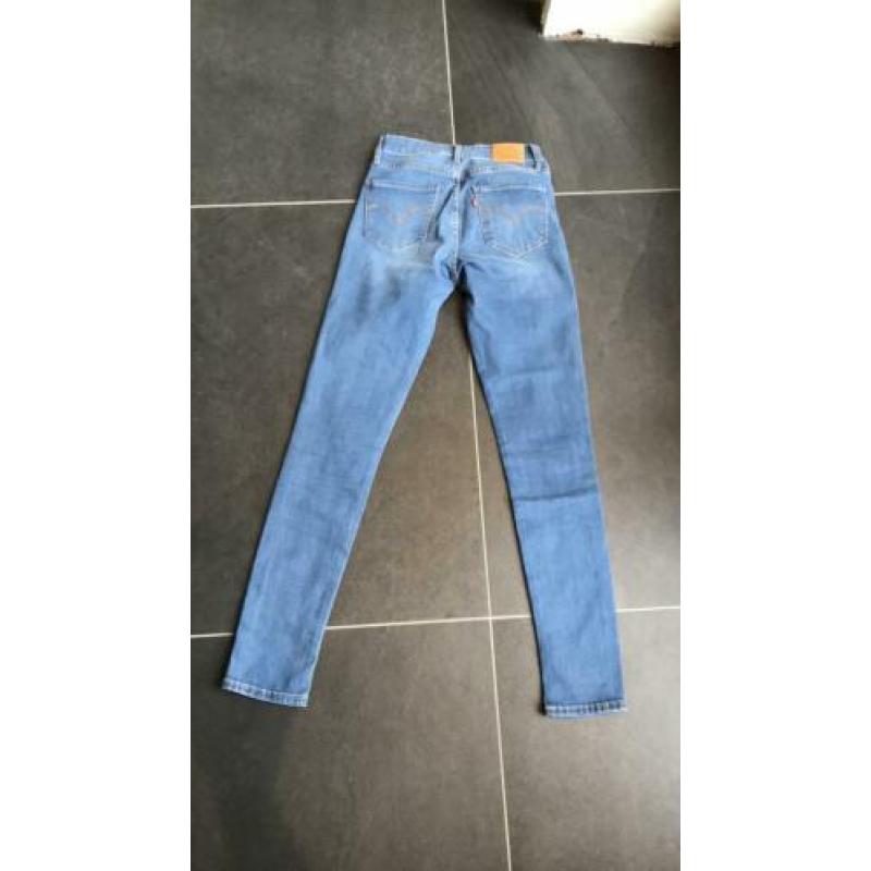 Levi’s 721 high Rise skinny. Maat 27/ 32