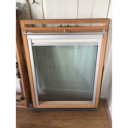 Velux dakraam GGL M04 in zeer goede staat