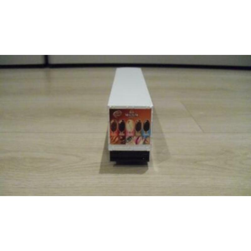 Te koop mooie lion toys daf 95 xf ola magnum schaal 1:50
