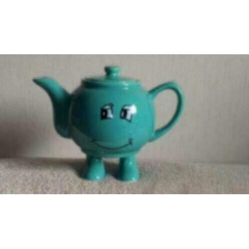 Theepot op voeten ( groen )