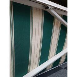 kinikarmscherm cassette 375 breed 260 uitval