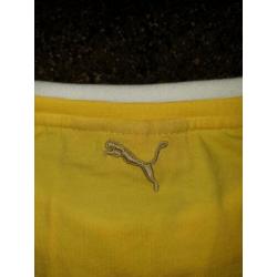 Puma shirt in M.