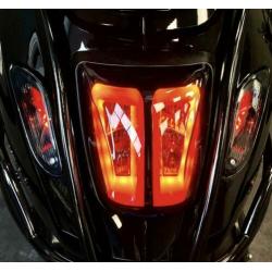 Prachtige VESPA SPRINT 2016(Black on Black !)Vol optie SNOR
