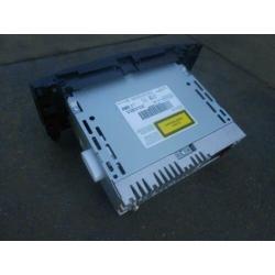 Orginele VW Crafter / Mercedes Sprinter autoradio CD-speler.