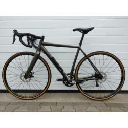Cannondale CAADX 105 SE Disc Cyclocrosser. ZGAN! 54cm.