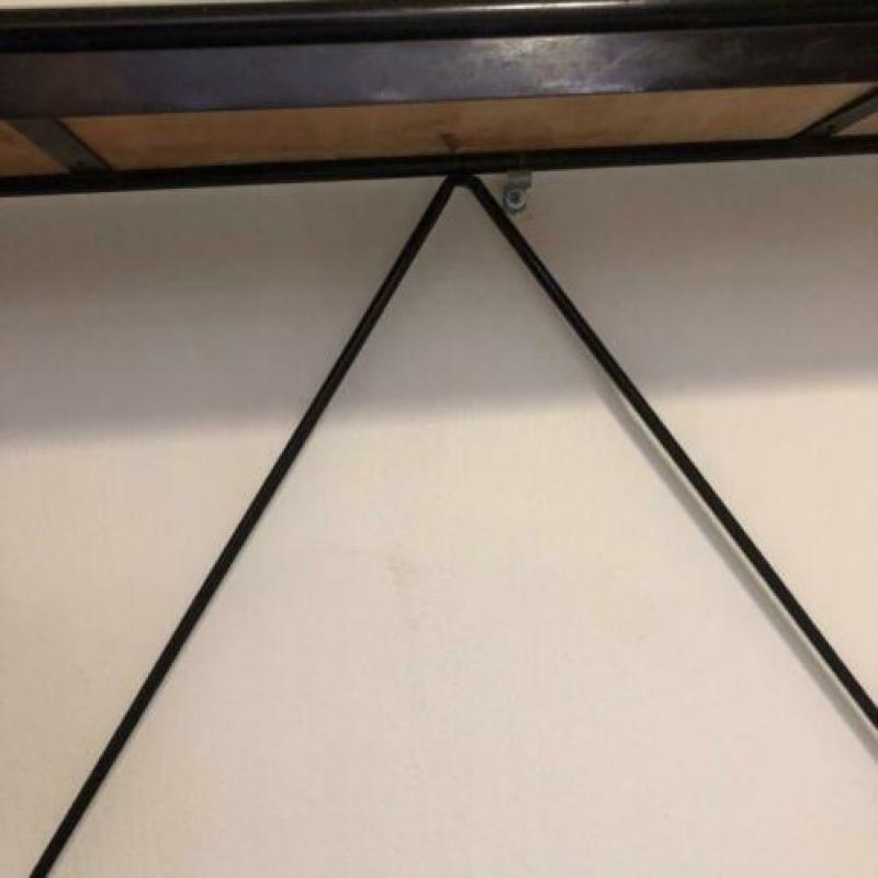 N , ouderwetse opklapbed ,met stalen frame