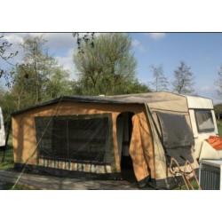 Burstner lux 470 caravan +voortent + vlonders