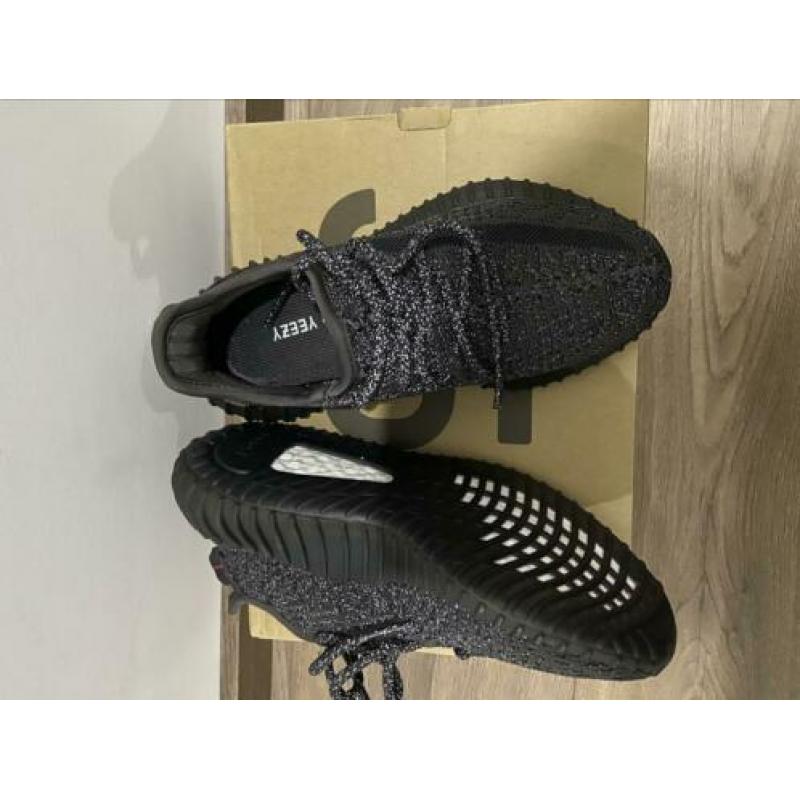 Adidas Yeezy Boost 350 V2