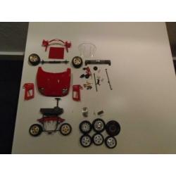Set losse Bburago 1:18 onderdelen F40 en meer