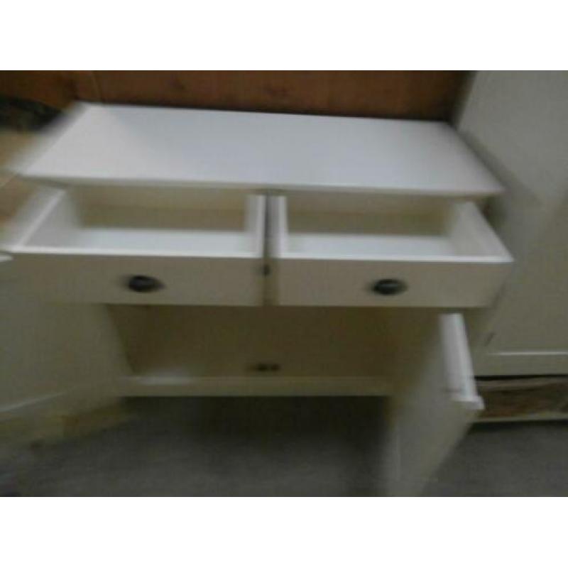 Prachtige witte grenen tv kast