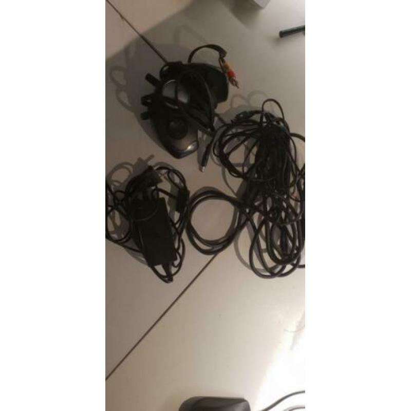 Te koop nog nette portable dvd speler voor in de auto