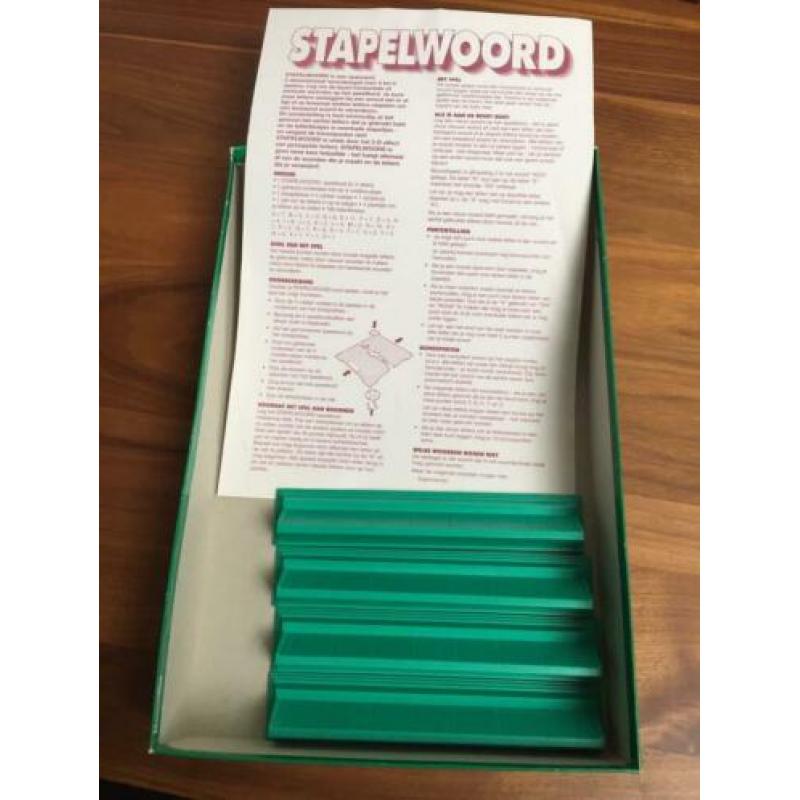 Stapelwoord van Parker een soort Scrable variant