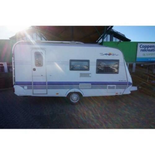 Hobby 440 De Luxe Easy 2005 + VOORTENT