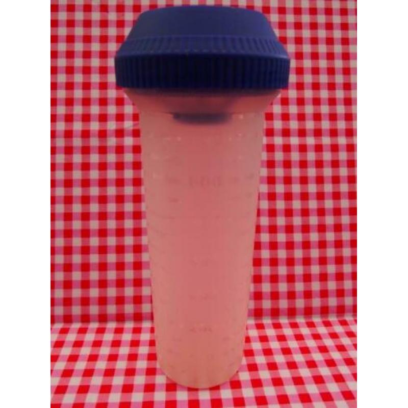 118) Quickshaker,250 of 700 ml, en meer Tupperware