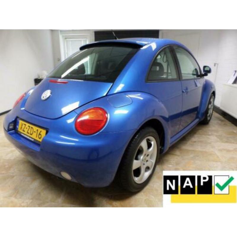 Volkswagen New Beetle 2.0 Highline ZONDAG ' s open van 12-to