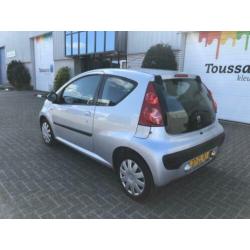 Peugeot 107 1.0-12V XS *Airco* NAP * NW APK